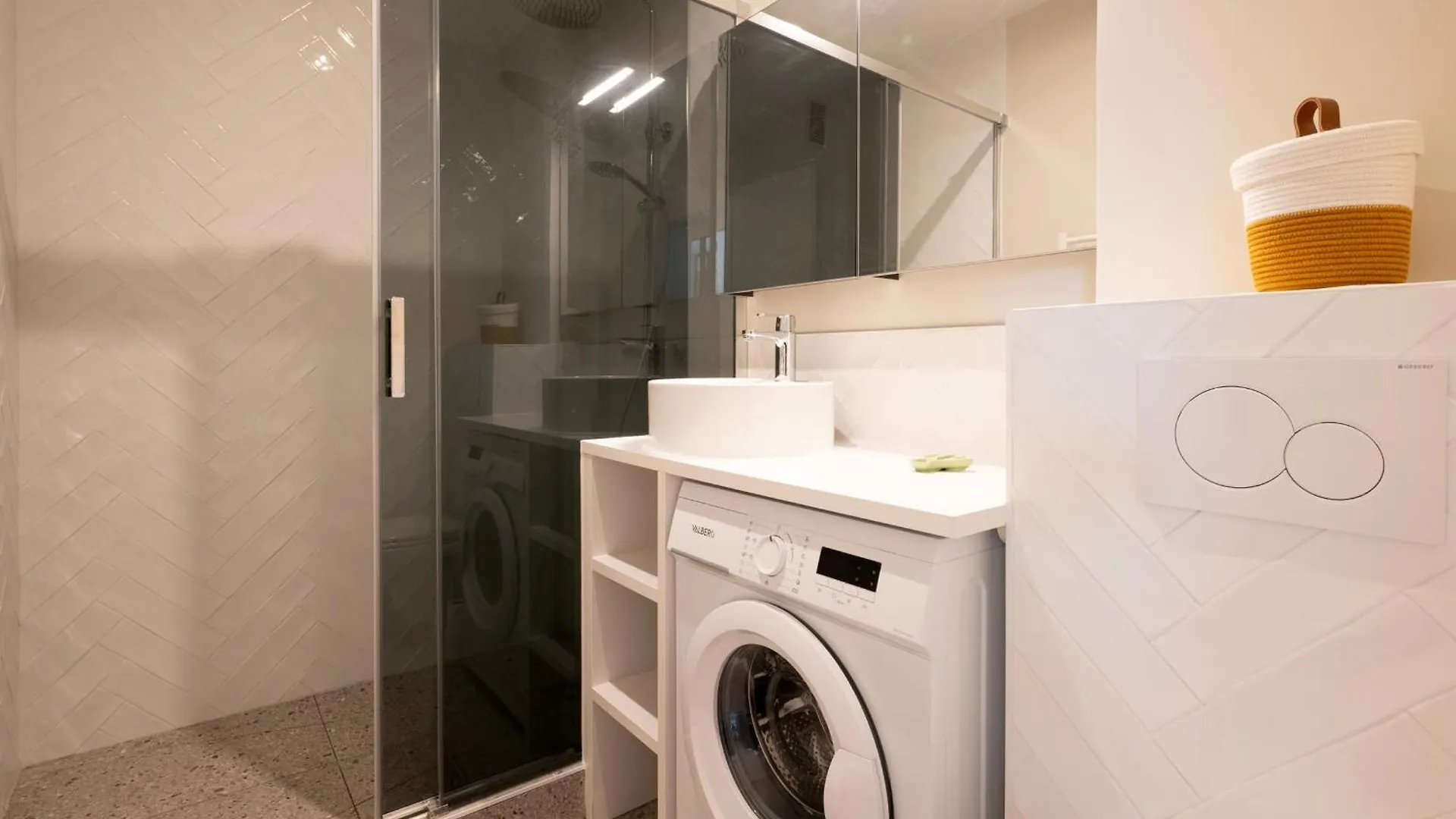 Apartment Studio Avec Balcon - Paris 17E